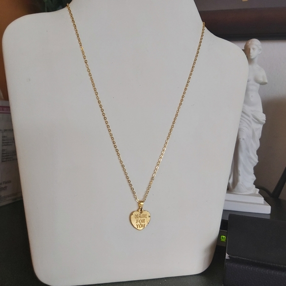 2 for 20$: Heart Charm Necklace - Picture 2 of 3